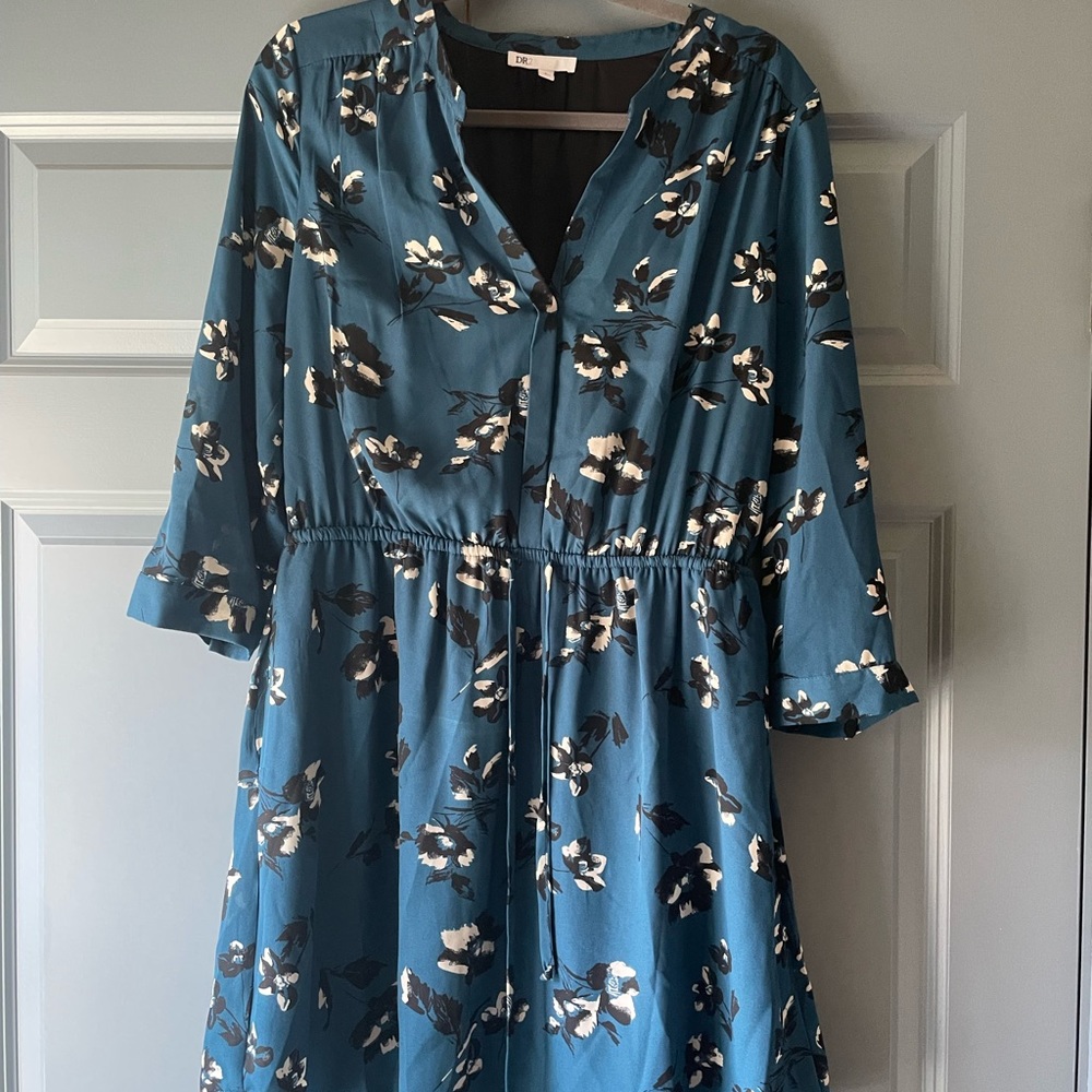 DR 2 Blue dress with white and black flowers